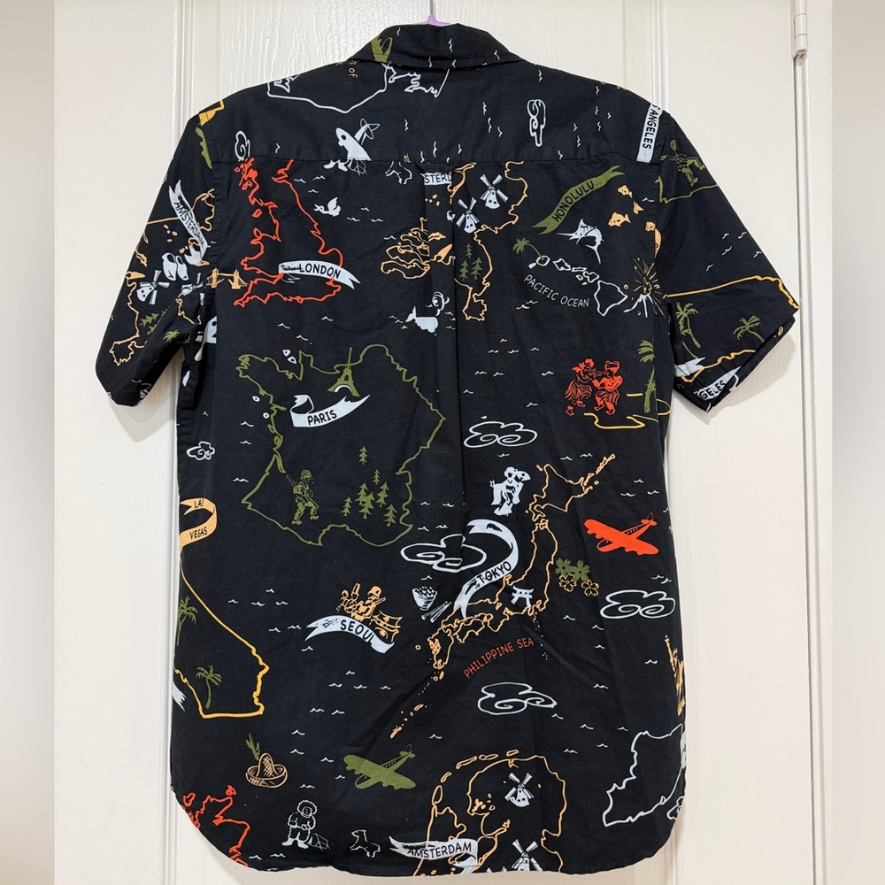 Stussy Map Print Short Sleeve Button Up Shirt Men’s Size M Black Multicolor - Picture 4 of 6